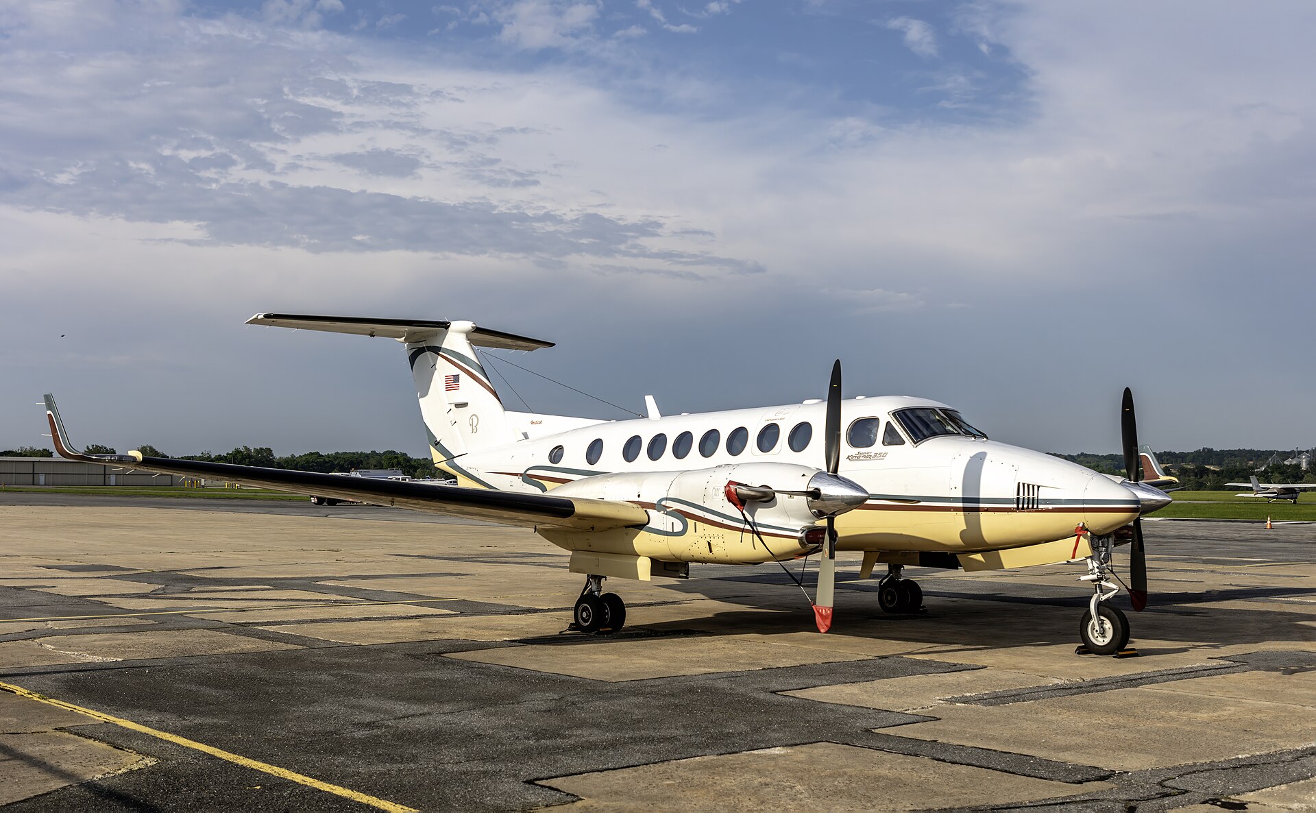 Beechcraft King Air 350 twin-engine turboprop on the ramp